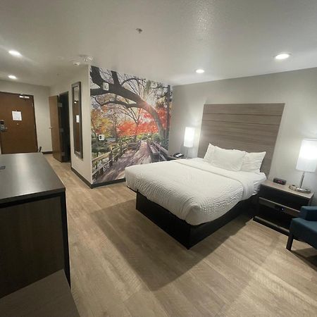 Готель Clarion Pointe Форт-Ворт Екстер'єр фото
